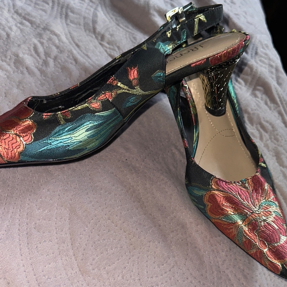 J.Reneé Metallic Floral Pointed Slingback Mules in Copper and Teal - Picture 4 of 5